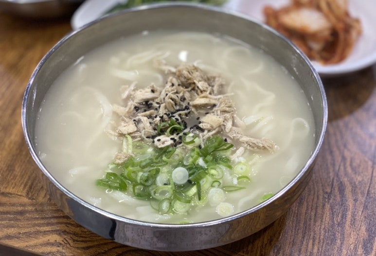 장수손칼국수 이미지
