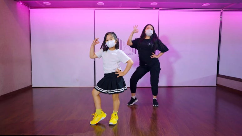 보미엔터 이미지