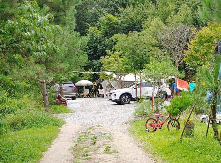 산골펜션캠핑장 이미지