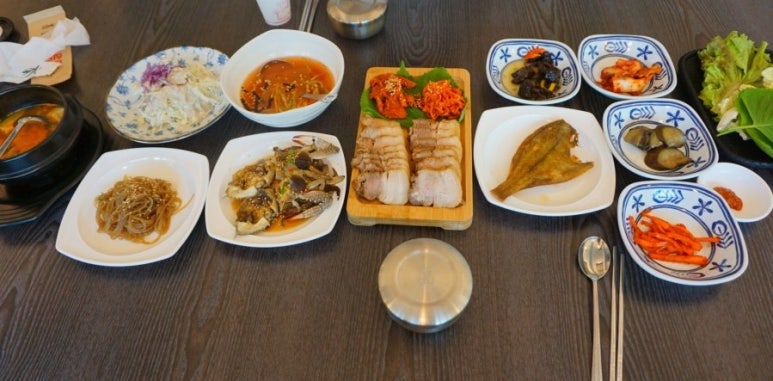 동이보쌈 이미지