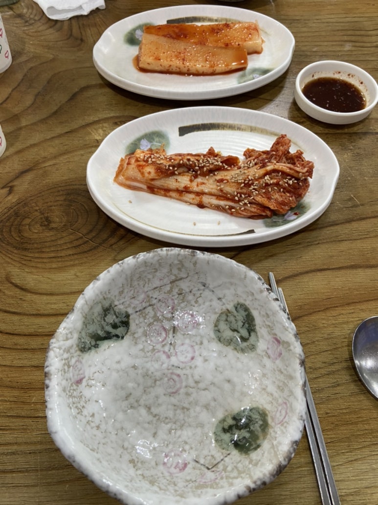 산청뽕잎해물칼국수 이미지