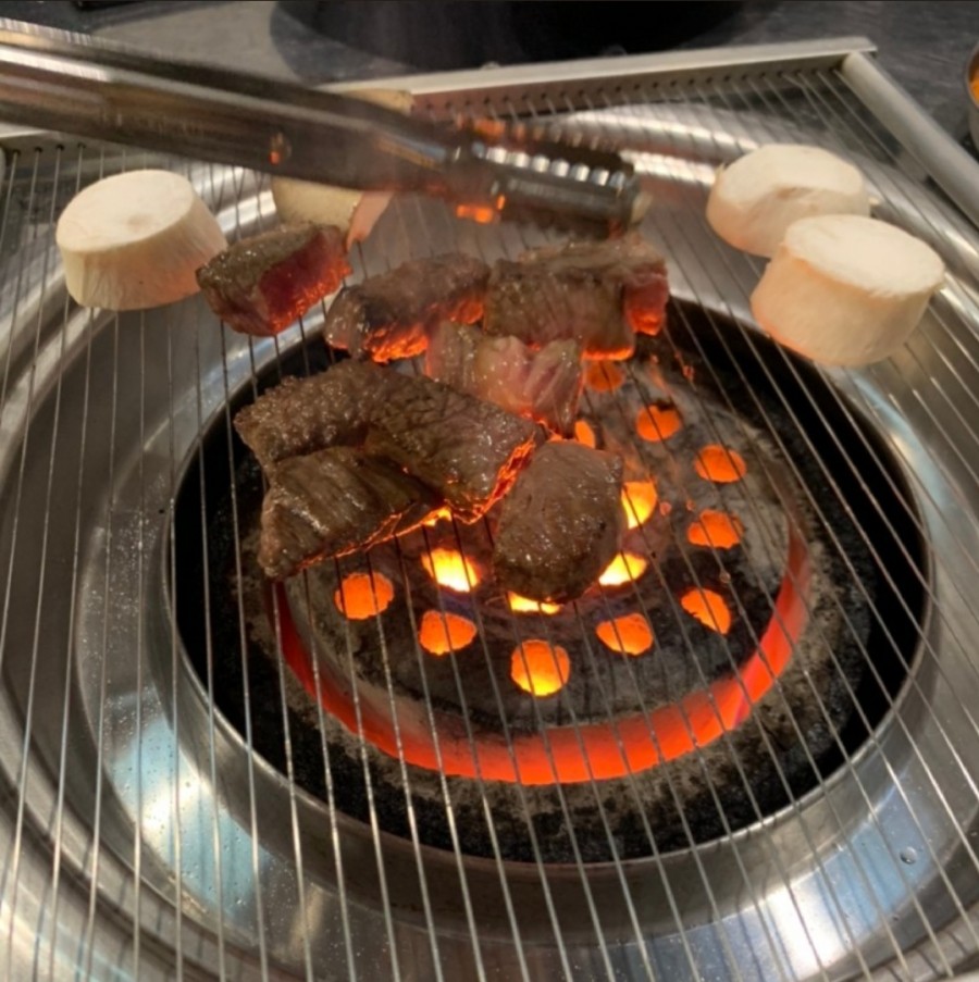 깍뚝연탄구이 이미지