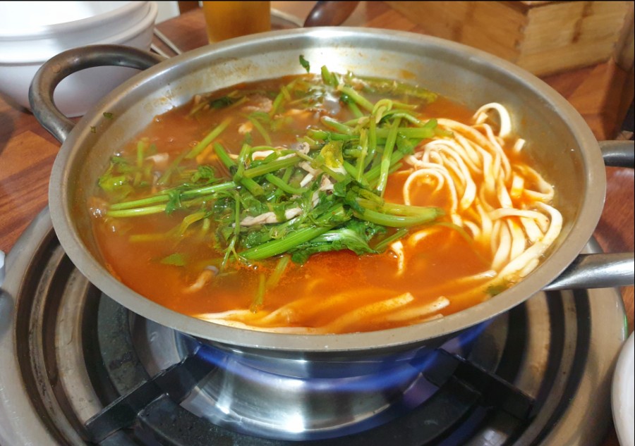 장인 얼큰이 칼국수,보쌈 이미지