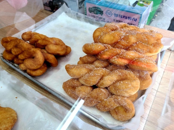 삼태기도너츠 이미지