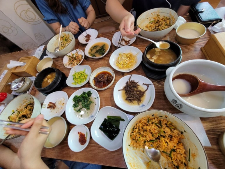 춘심이보리밥 이미지
