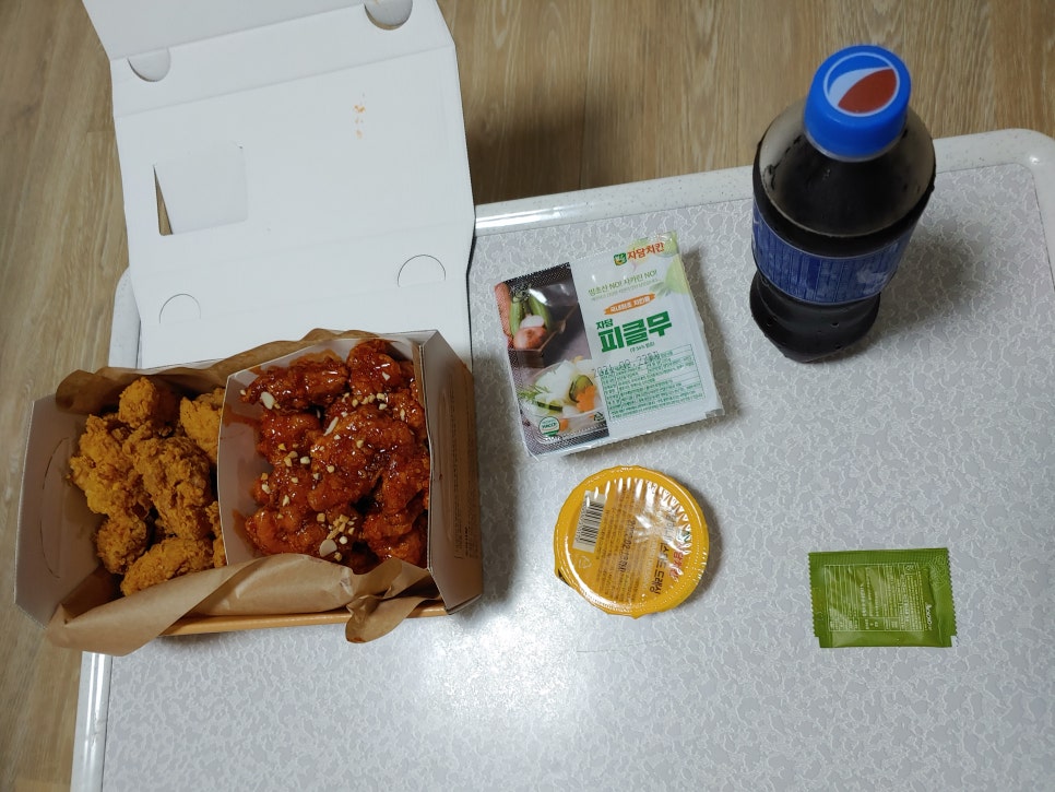 자담치킨 이미지