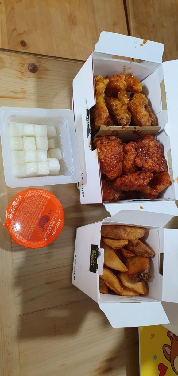 교촌치킨만덕 이미지