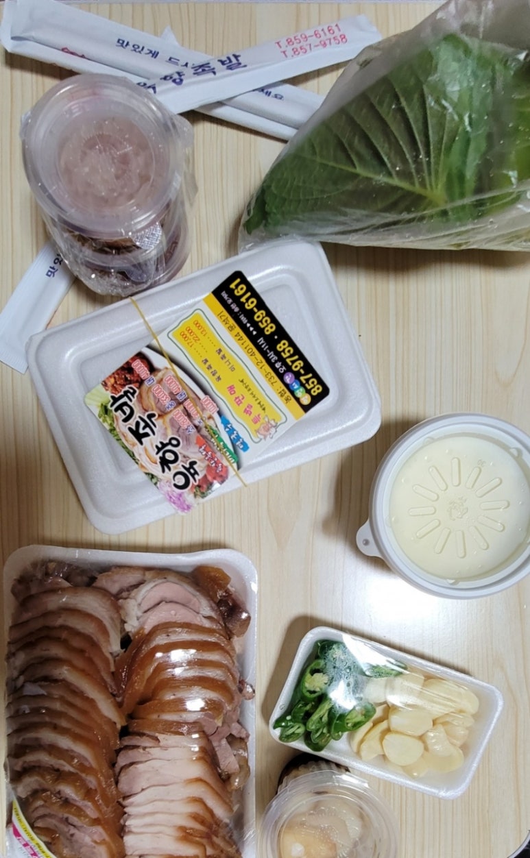육향족발 이미지