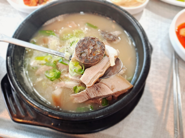 옛날돼지국밥 이미지