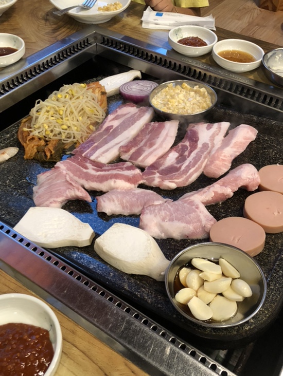 돈나무삼겹살 이미지