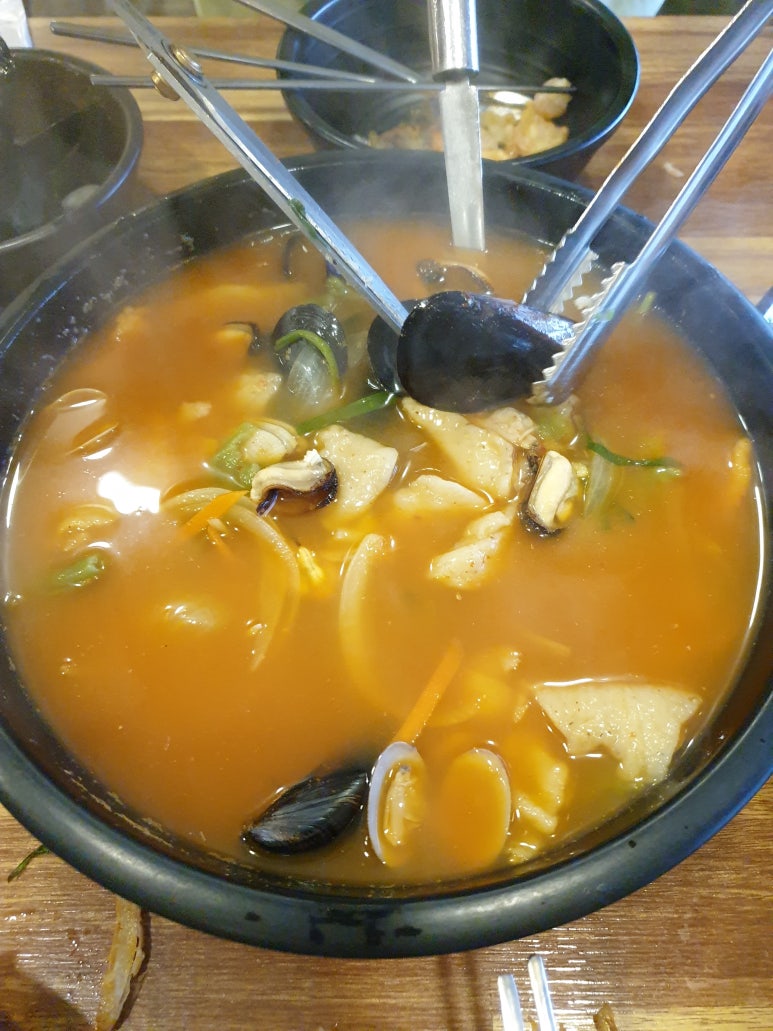 항아리삼색수제비 이미지