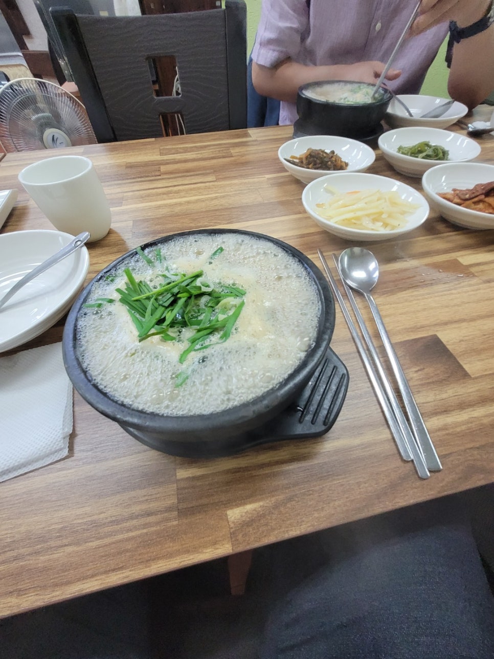 굴찌굴국밥전문점 이미지
