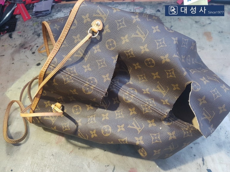 명품수선부산명품수선사 이미지