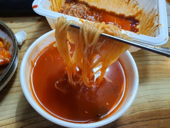 두리아숯불바베큐치킨 이미지