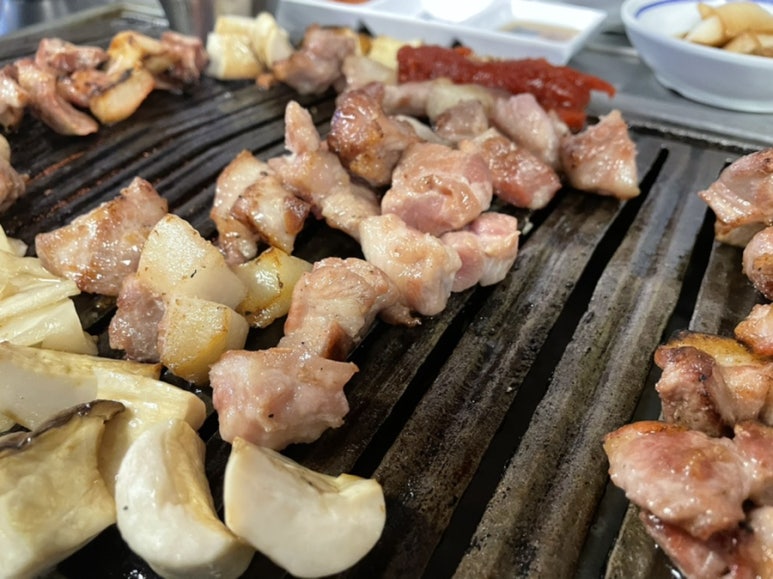 온천연탄구이 이미지
