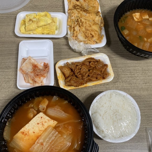 첼리와비올라 이미지