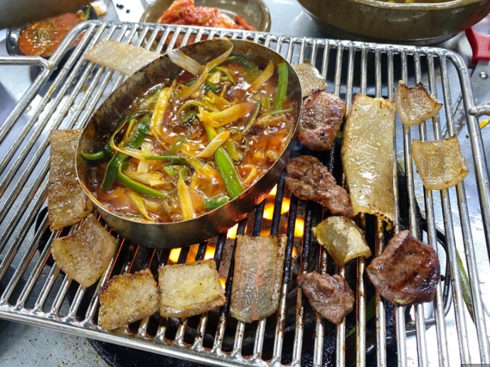 돼지부속구이 이미지