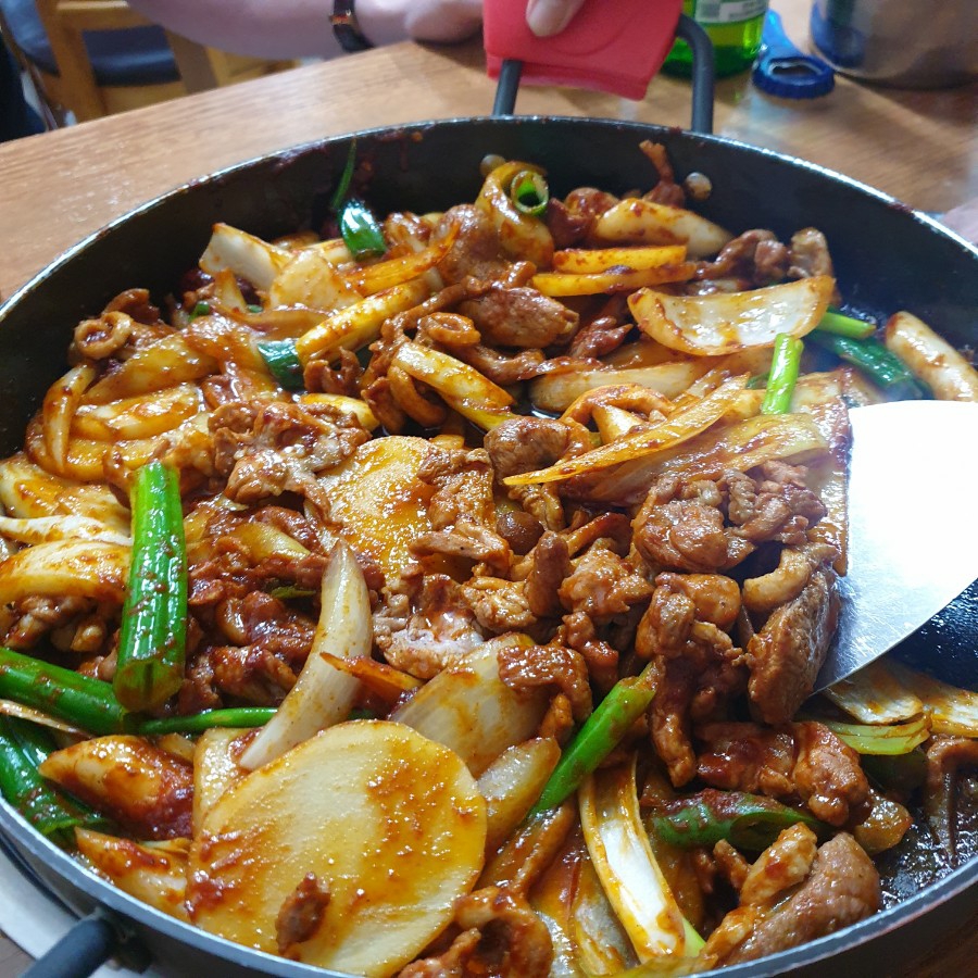 본가백구오리불고기 이미지