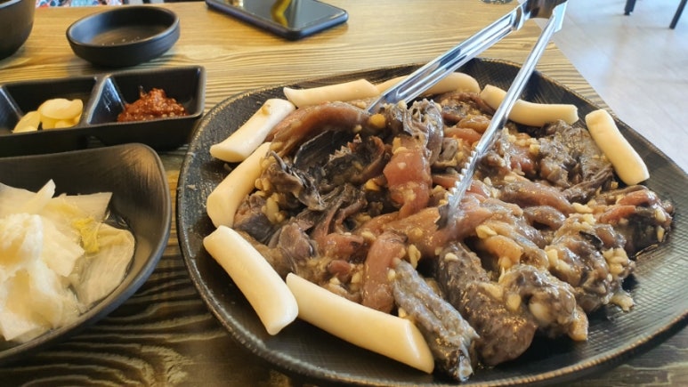 온정오골계숯불구이막국수 이미지