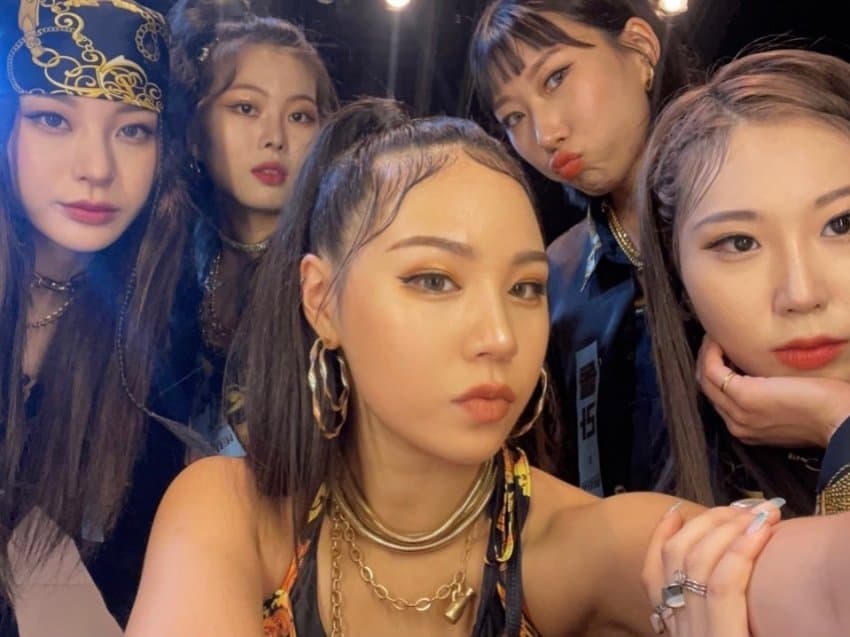 웨이비(Wavy) 이미지