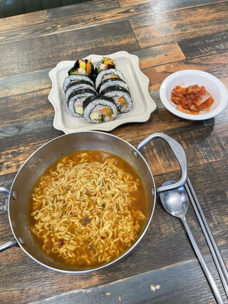 제주울어멍김밥 이미지
