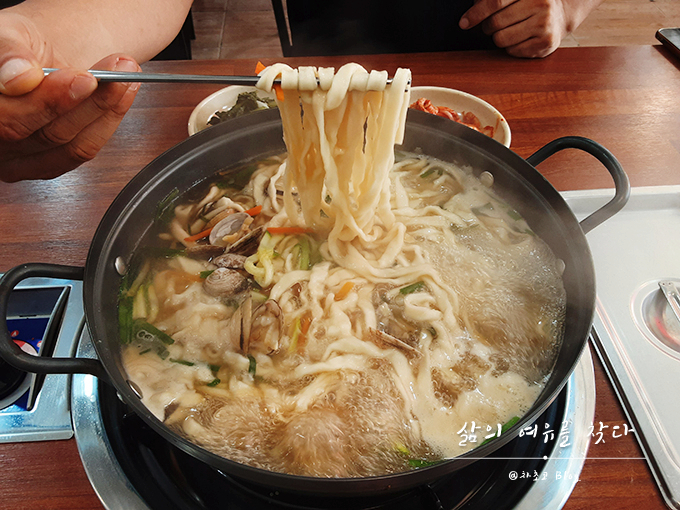 오가네칼국수 이미지