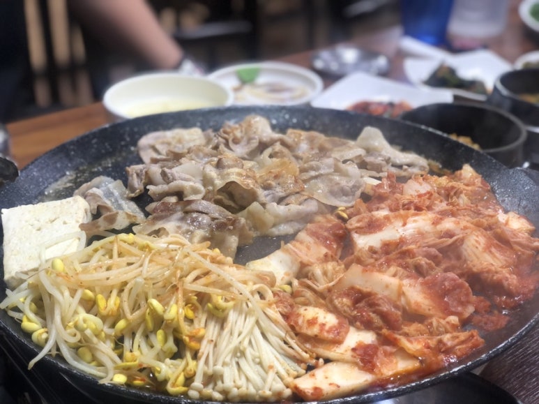 함월고기쌈밥 이미지