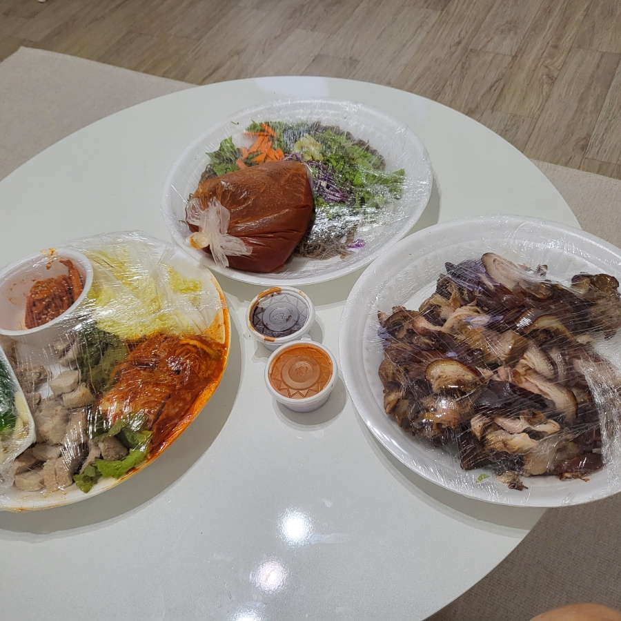 신월왕족발 이미지