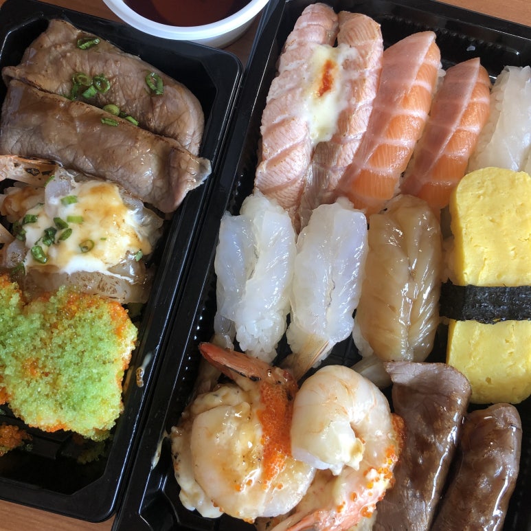 쌍둥이숯불두마리치킨달 이미지