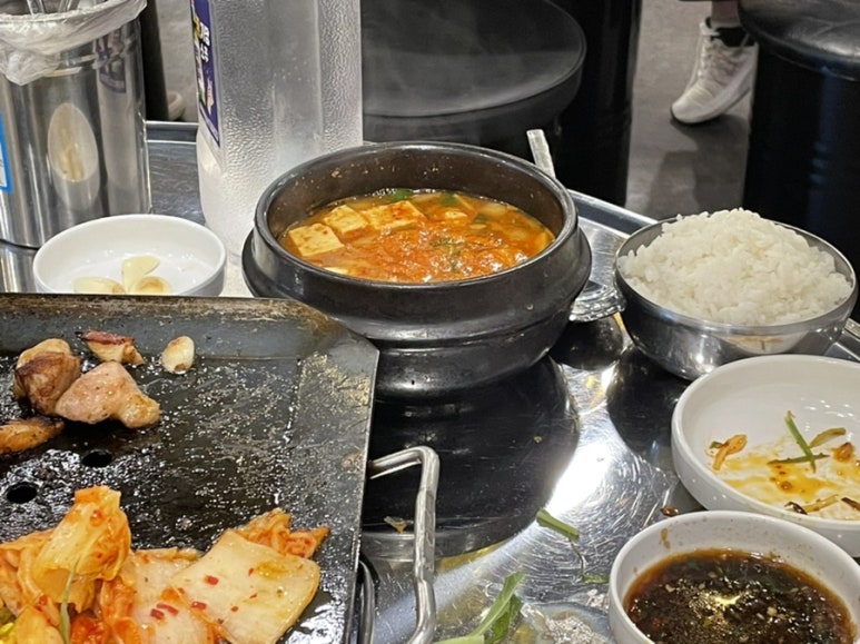 평화김해뒷고기진해 이미지