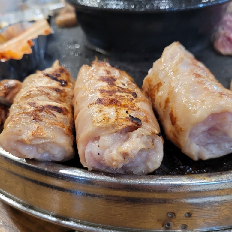 꽃돼지생삼겹 이미지