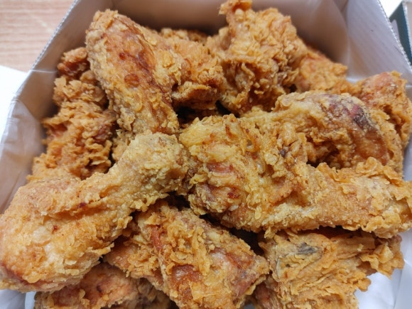 피자나라치킨공주피나치공 이미지