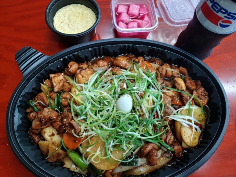 직화찜닭볶찜 이미지