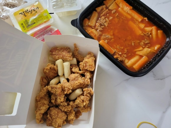 걸작떡볶이치킨파주 이미지