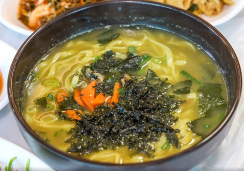 일품국수 이미지
