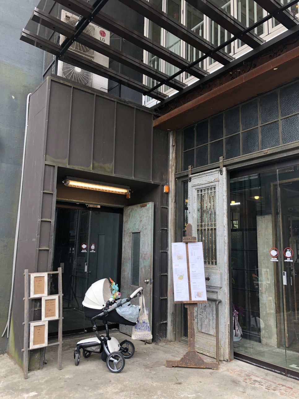 브런치스튜디오 이미지