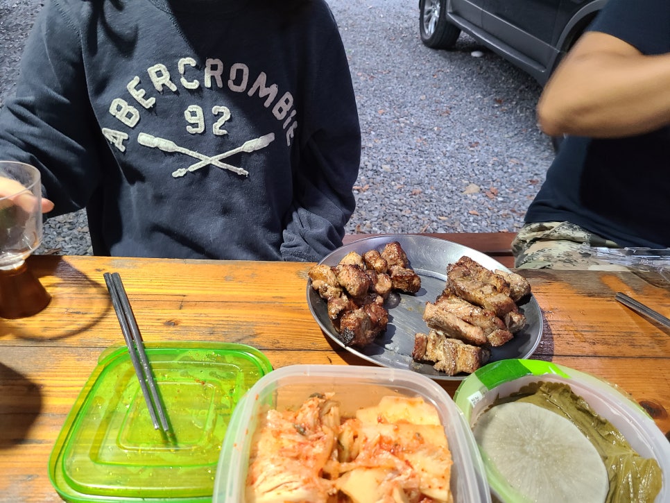 별이 빛나는 밤에 글램핑 이미지