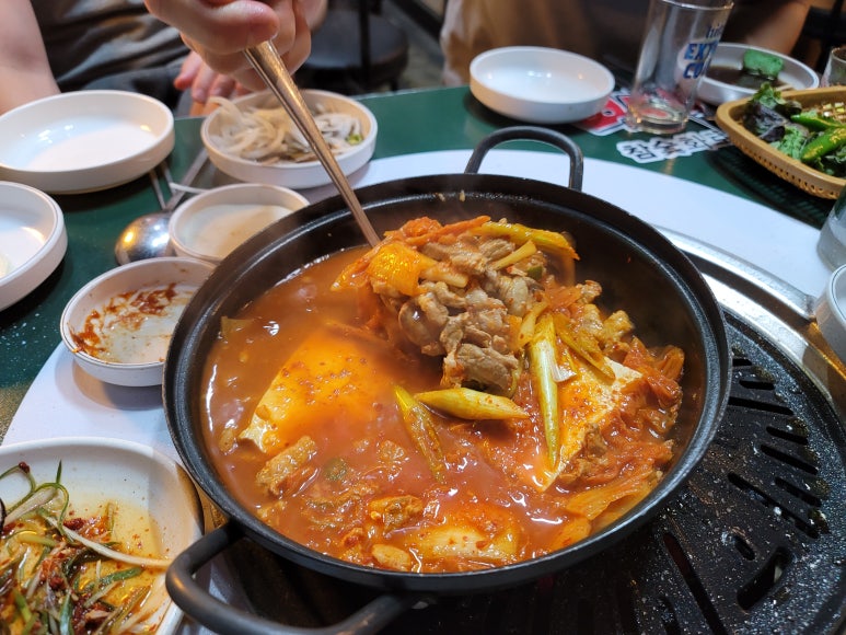 빡빡이참숯화로구이신 이미지