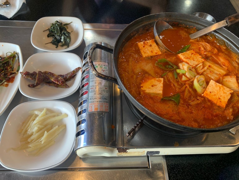 왕한판돌판구이 이미지