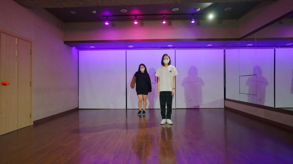 보미엔터 이미지