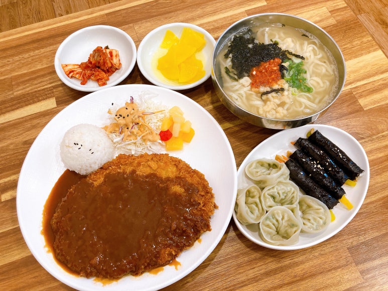 춘하추동 칼국수 남산점 이미지