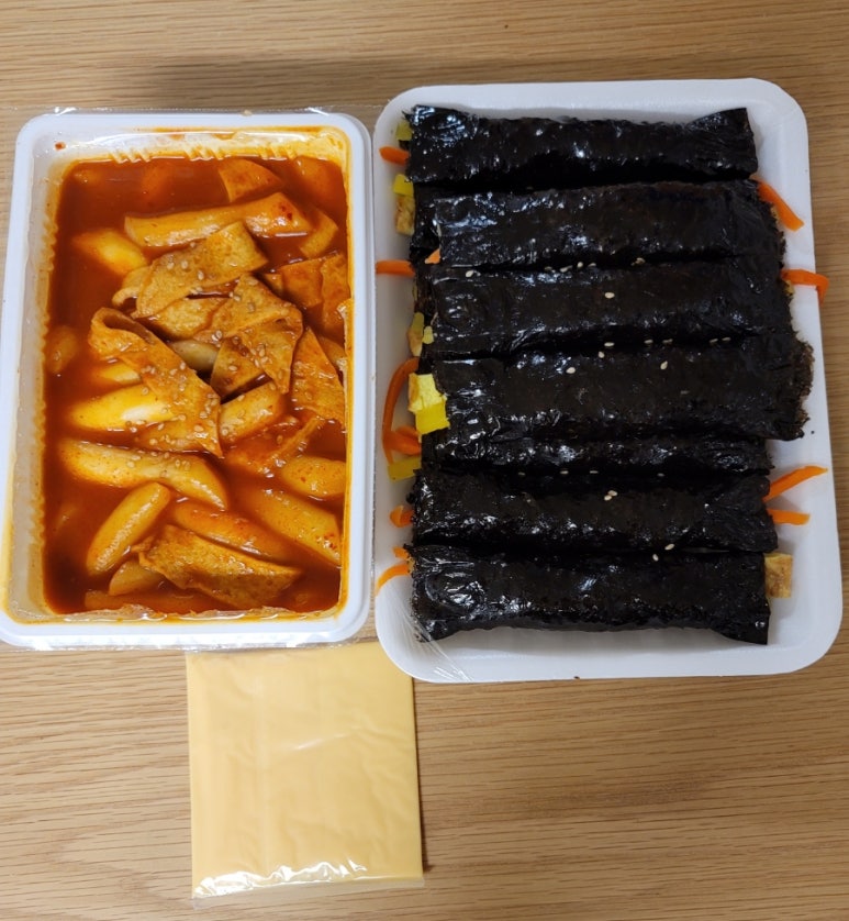 몬스터꼬맹이김밥 이미지