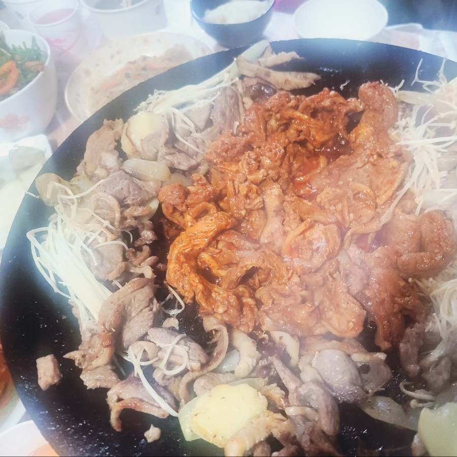 진미솥뚜껑식당 이미지