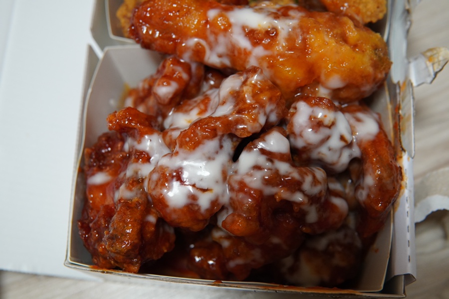 치킨에미치닭 이미지