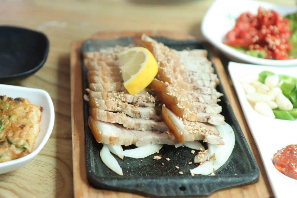 산들가정식백반 이미지