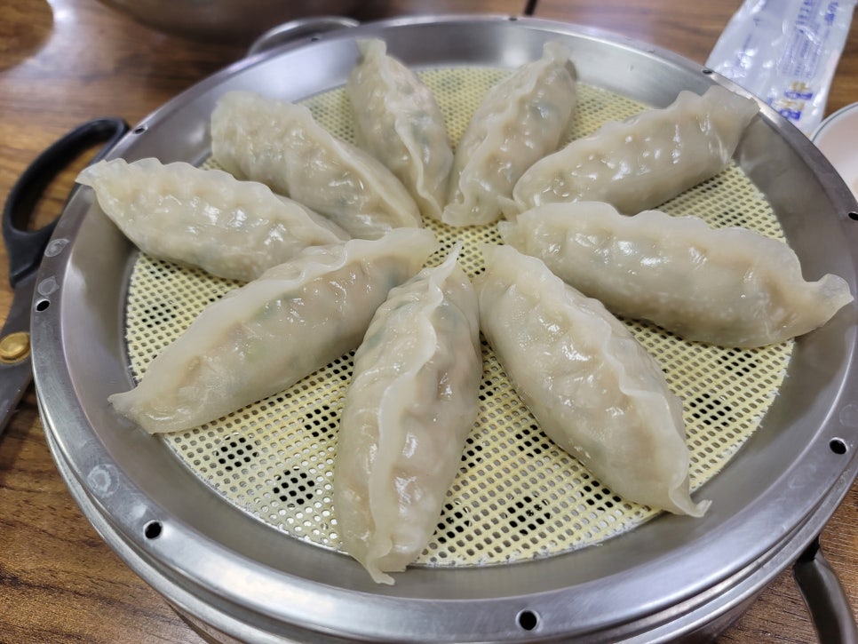 사계절밀면 이미지