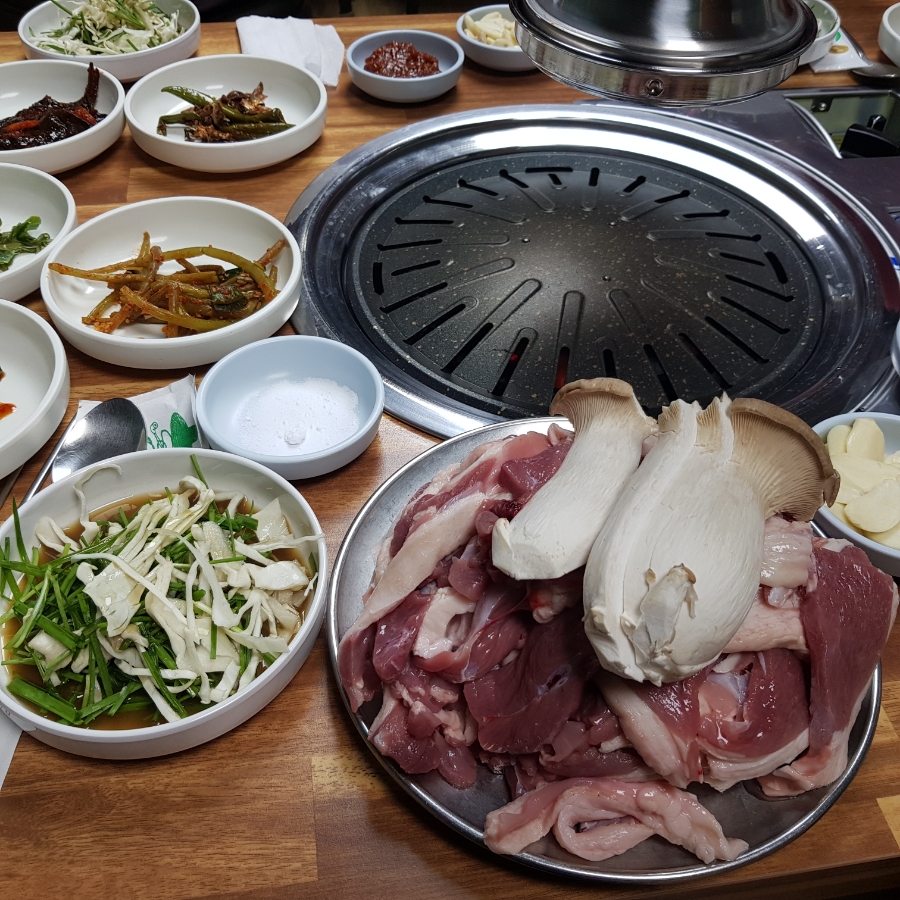함지박오리숯불구이 이미지