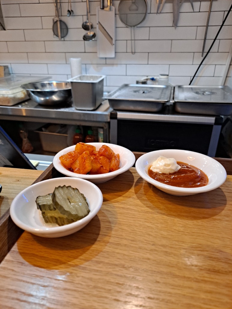돈까스 전원 이미지
