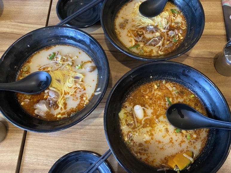 맛있다고 울지 마라탕 이미지