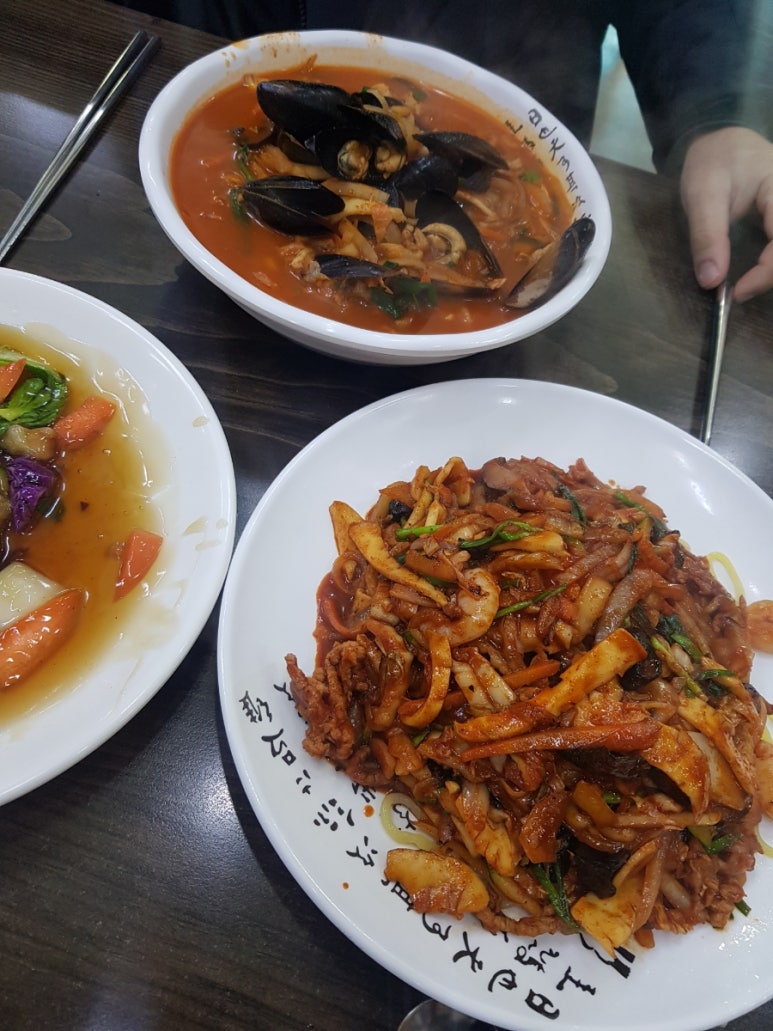 황소숯불뒷고기 이미지